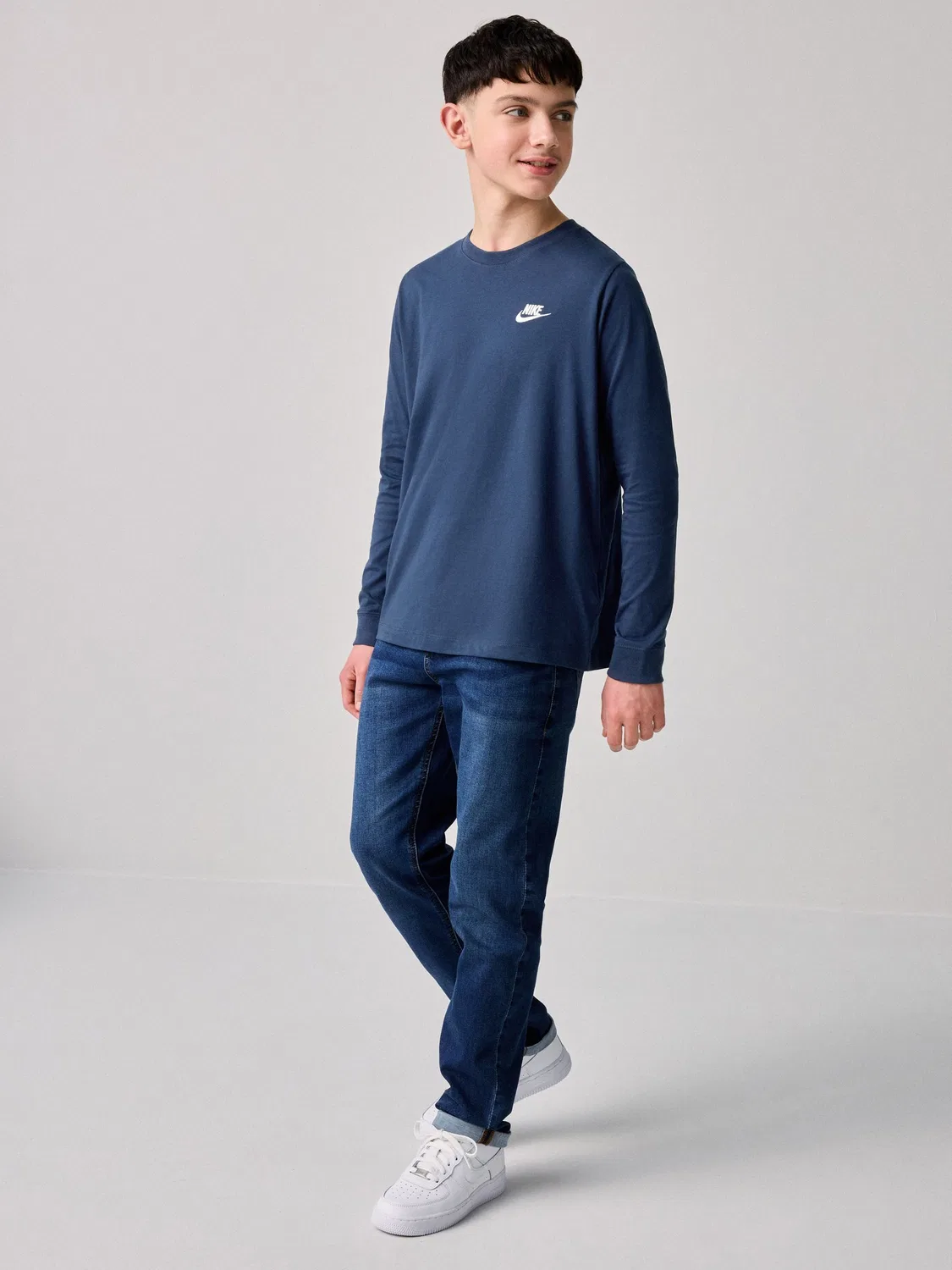 Футболка с длинным рукавом Nike Sportswear, синяя — фото 2