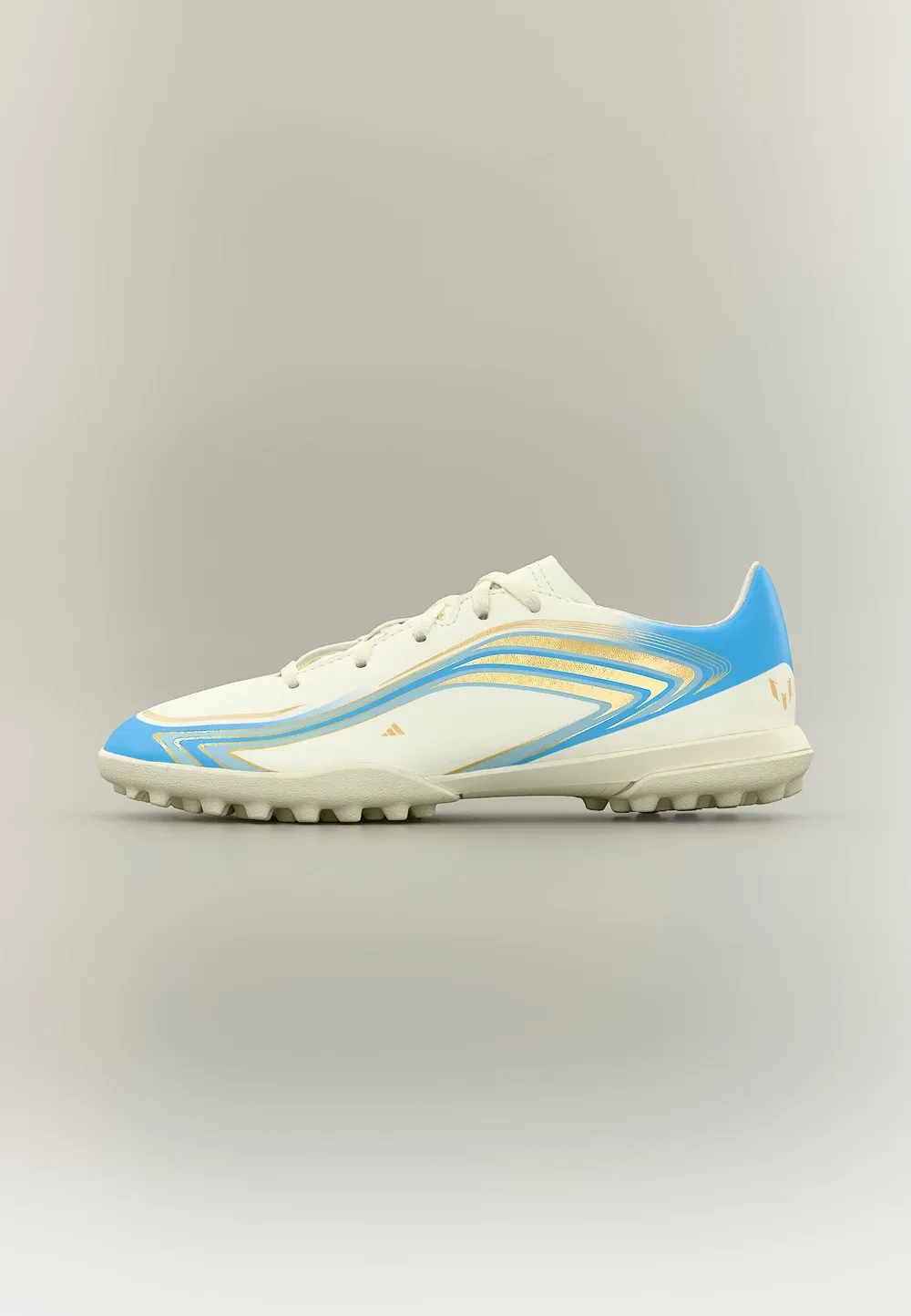 Футбольные бутсы F50 Messi Club Turf - разработанные для искусственных газонов Adidas Performance, Ivory/Semi Blue Burst/Icey Blue
