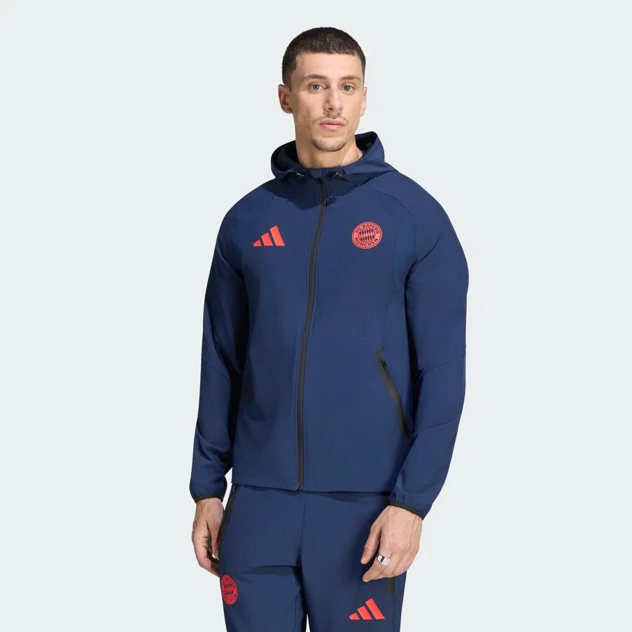Темно-синяя спортивная куртка ADIDAS PERFORMANCE FC Bayern Munchen Tiro — фото 2