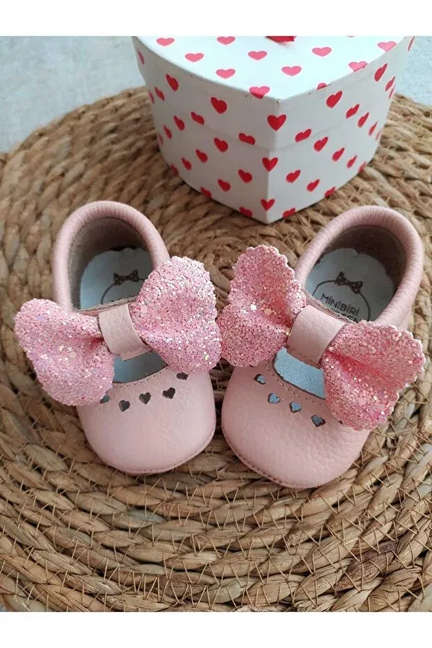 Детские кожаные ботиночки-лоферы для девочек Princess model Minibiri, Pink — фото 3