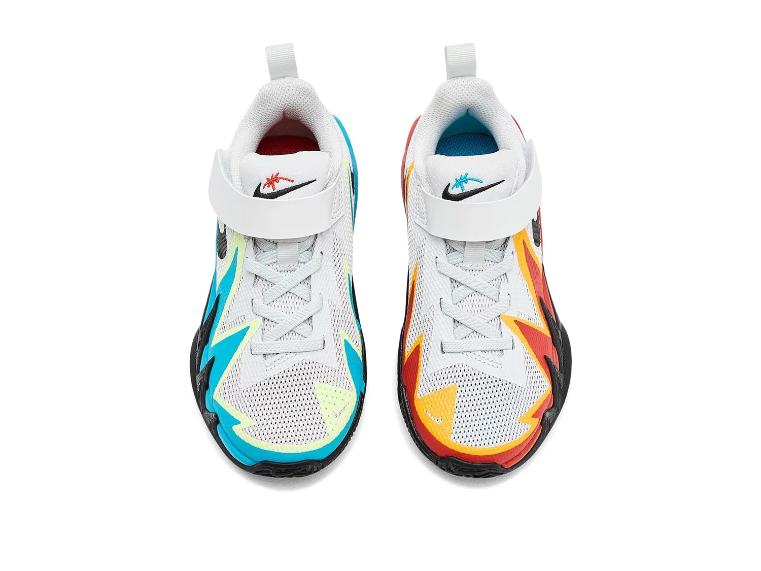 Кроссовки S.T. Dynamite (для маленьких детей) Nike Kids, Off White/Black/Picante Red/Current Blue/Laser Orange/Barely Vol — фото 3
