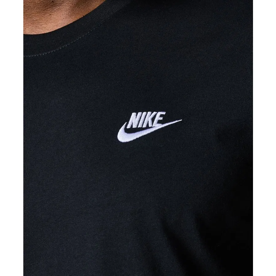 Футболка спортивная с коротким рукавом Nike Sportswear Club Tee, S, Черный — фото 4