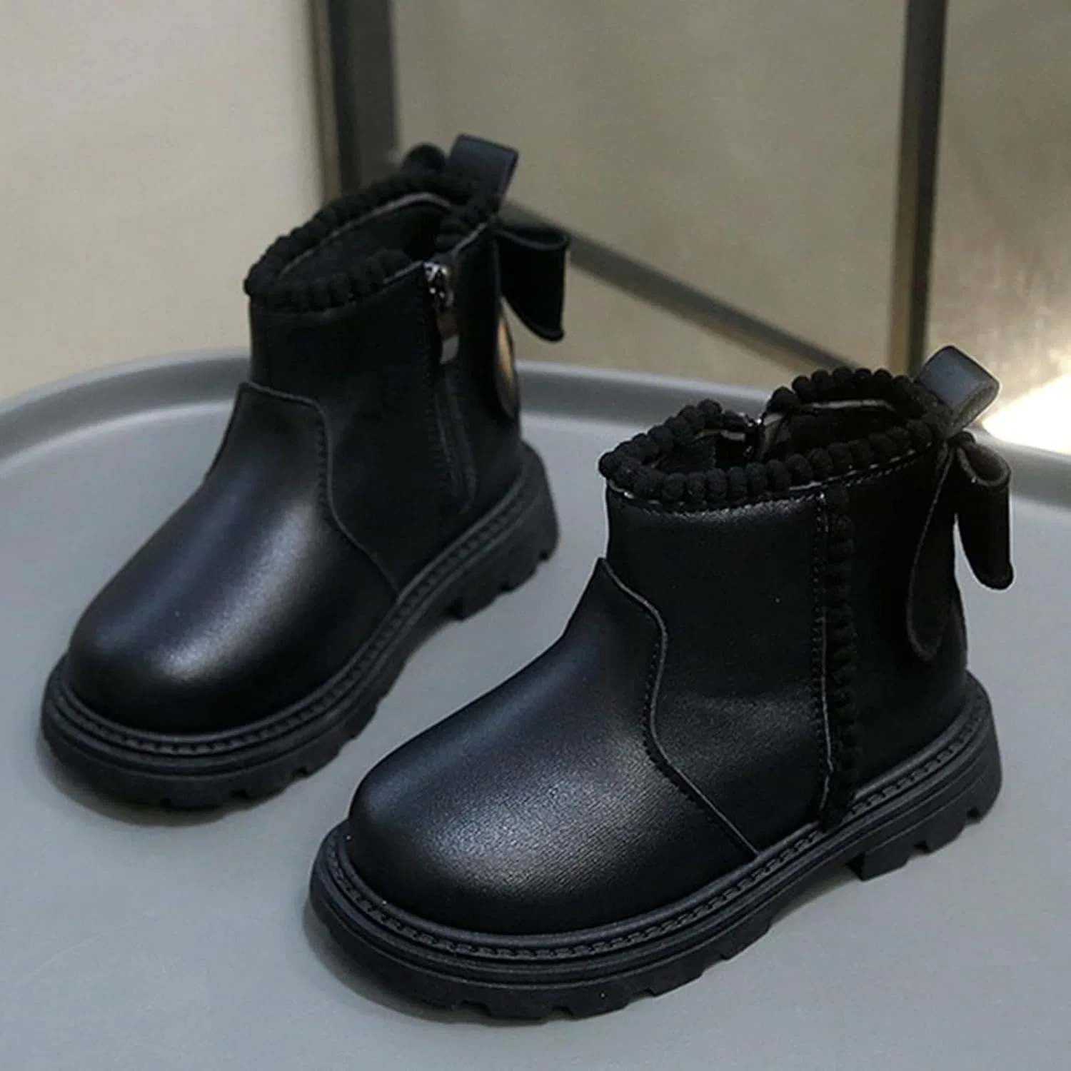Детские ботинки для девочек с бантом и молнией Faux Leather Short Booties, Black — фото 4