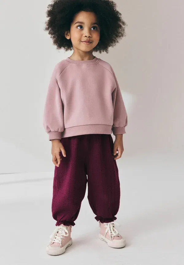 Брюки из хлопка с эластаном, Regular fit - textured bloomer trousers, Next, purple, фиолетовый