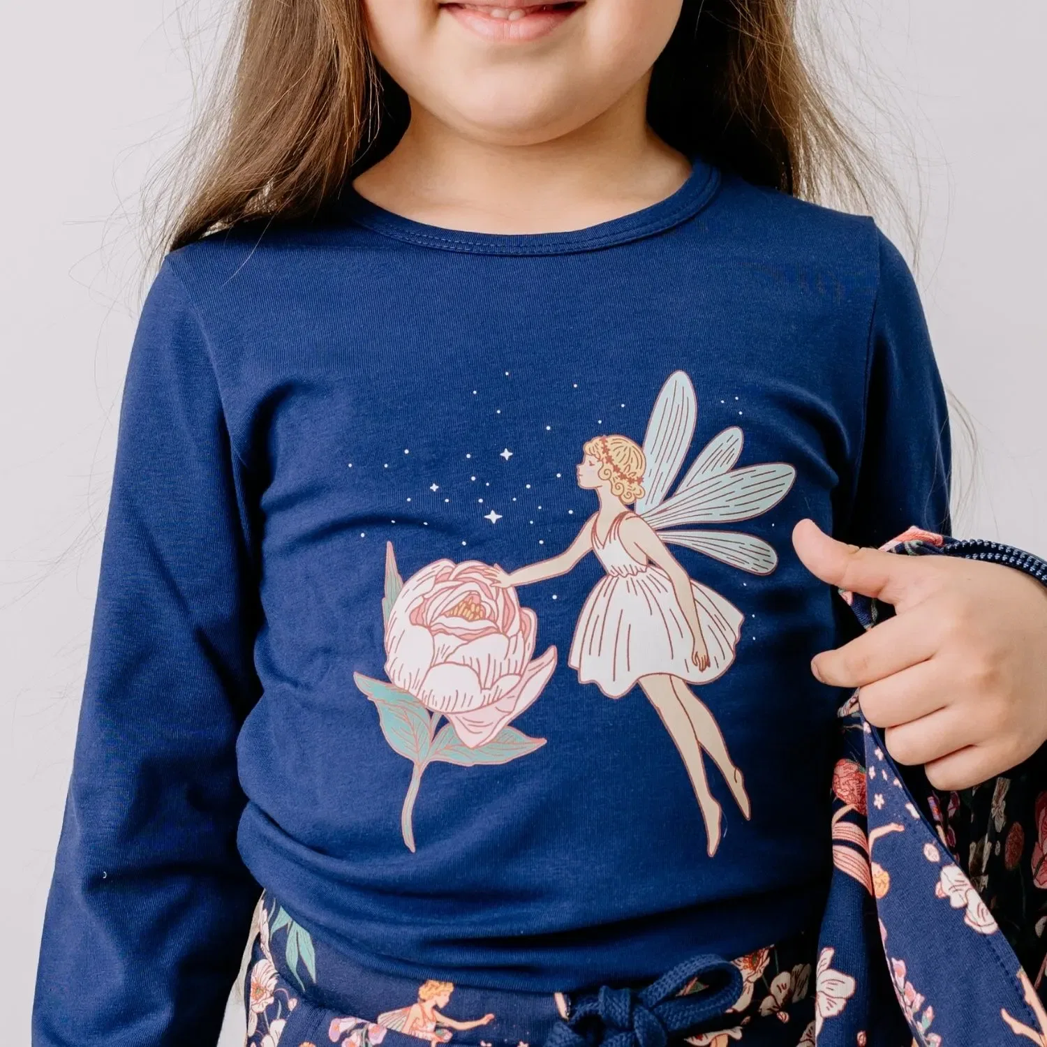 Лонгслив с принтом Fairies and Flowers Walkiddy, разноцветный