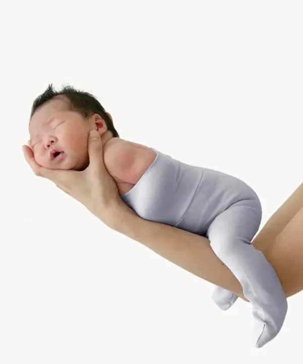 Леггинсы с принтом и шапка-мишка Growgrowup, белый, серый