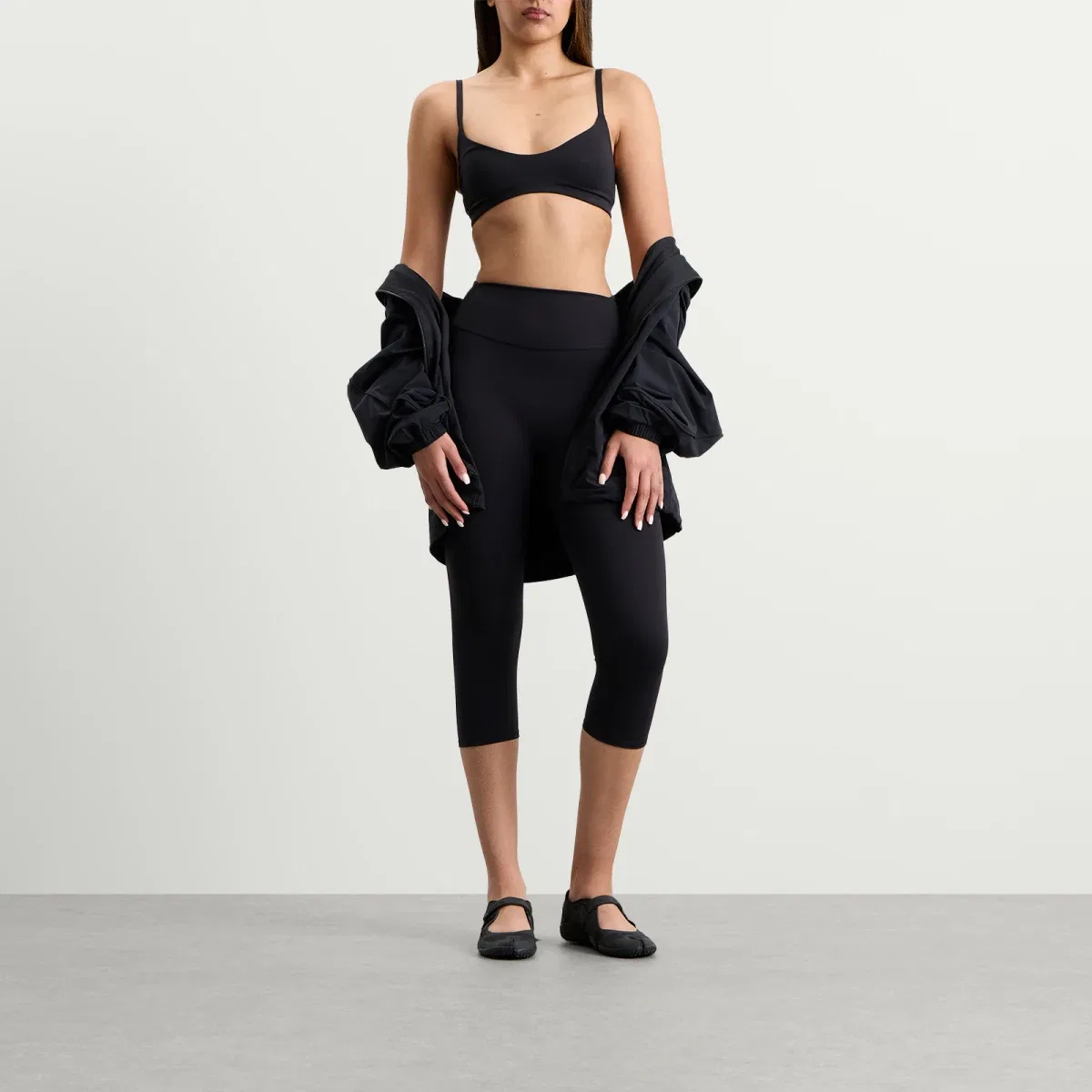 Бюстгальтер с легкой поддержкой X Skims Matte Micro Scoop Nike, Obsidian — фото 4