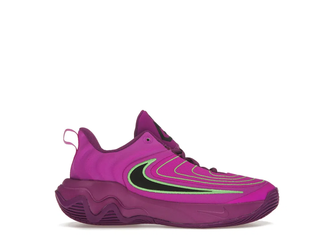 Детские кроссовки для активного спорта Giannis Immortality 4 Nike, Bold Berry/Green Strike/Hyper Violet/Black