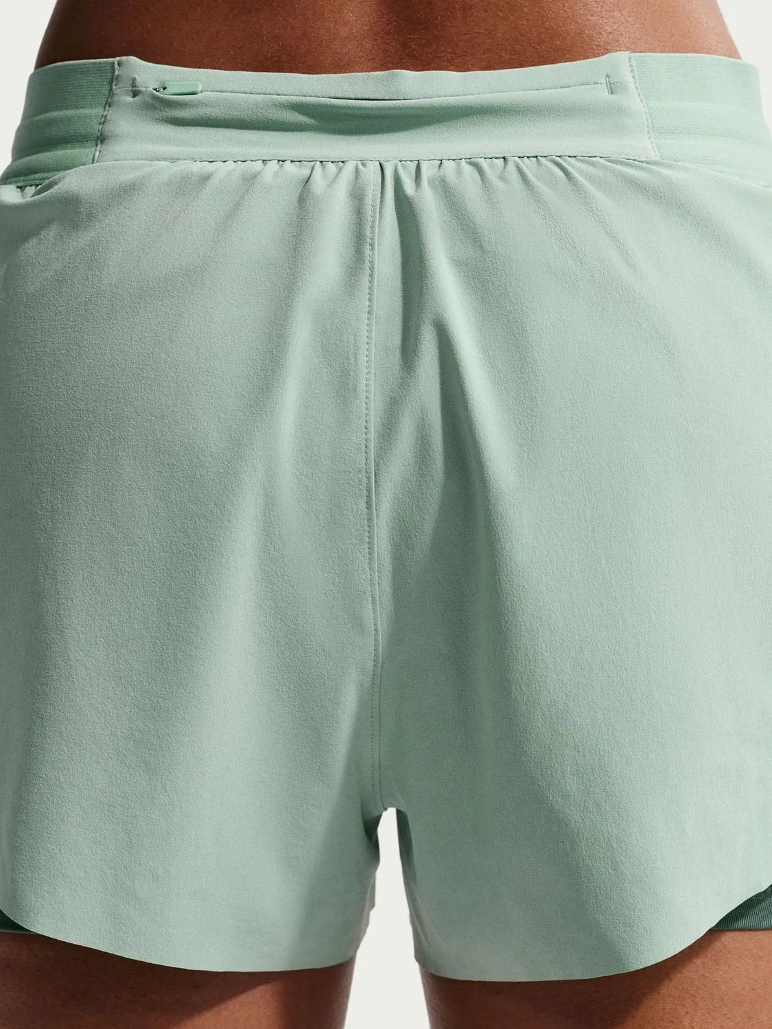 Шорты для бега 2-в-1 Nike Swift Dri-FIT, Steam Green — фото 2