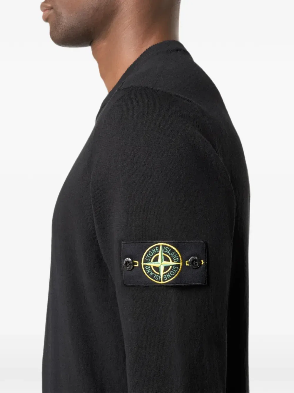 Свитер с круглым вырезом и нашивкой-логотипом Stone Island, черный — фото 3