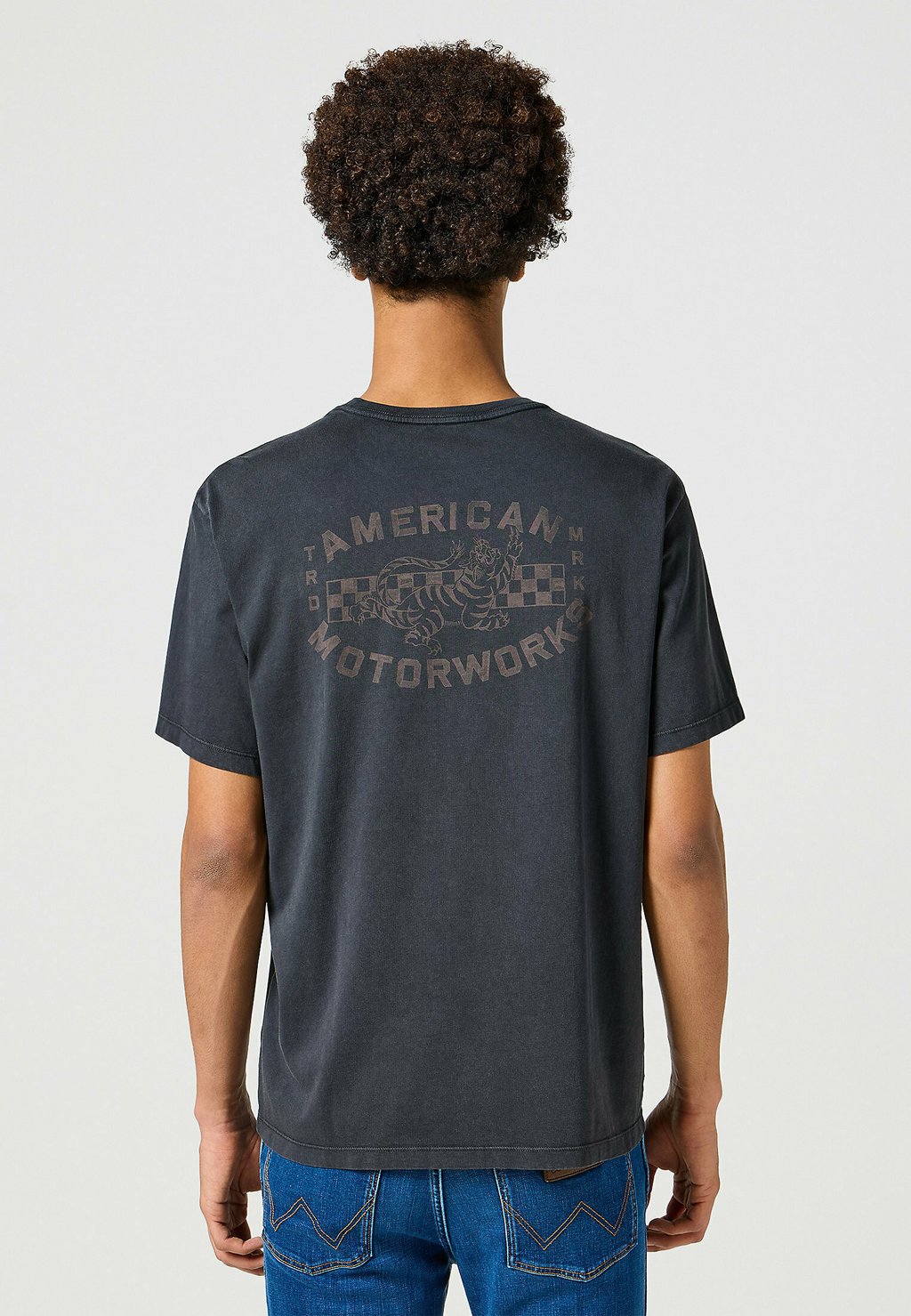 

Футболка с принтом GRAPHIC TEE Wrangler, черный
