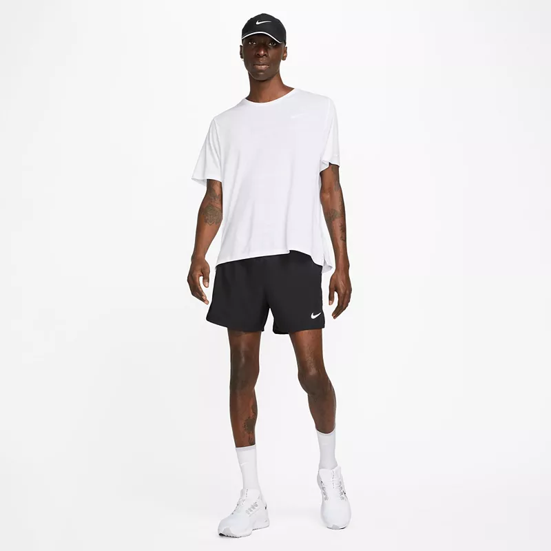 Мужские шорты Nike Dri-FIT Challenger с короткой подкладкой, черные — фото 3