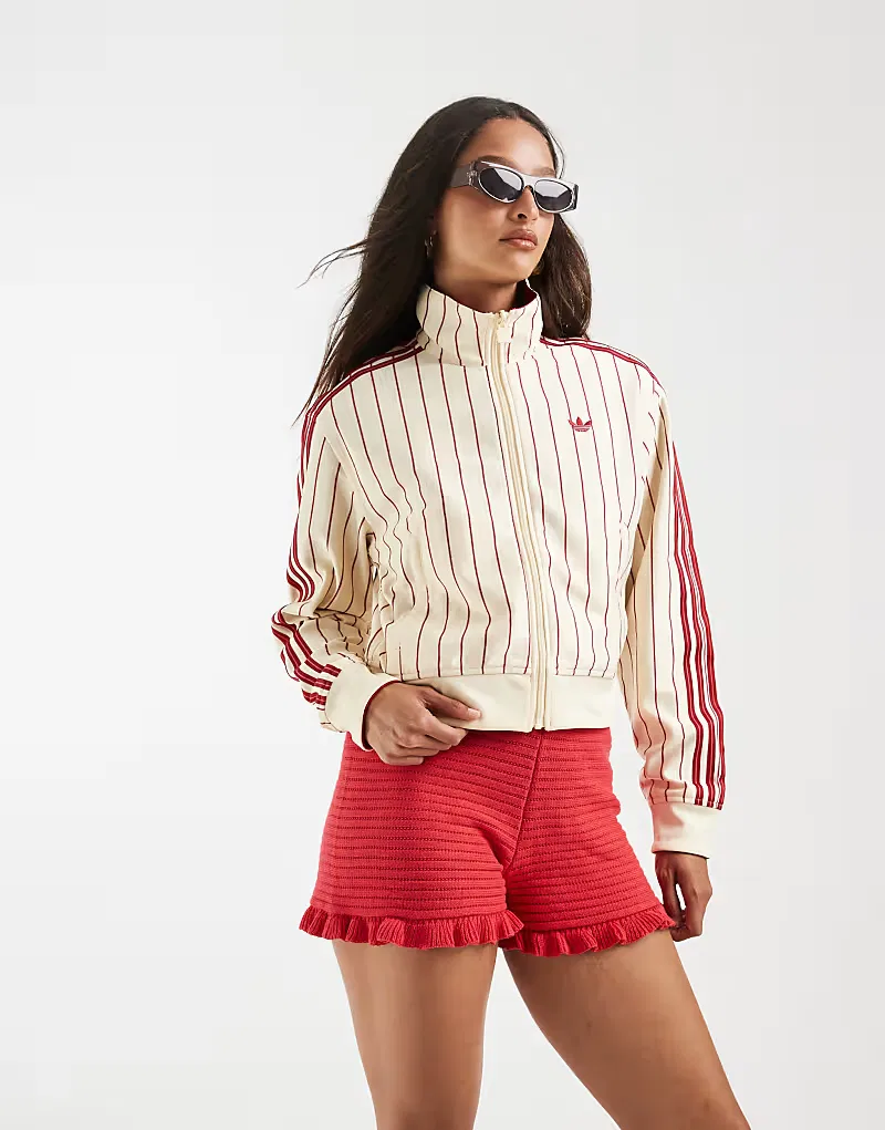 Спортивная куртка Adidas Originals Reversible Firebird в цвете теплый ванильный/команда победы — фото 4