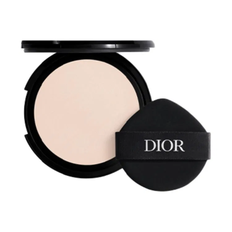 Женская тональная основа с сияющим финишем, сменный блок, 12 г, DIOR, #00N