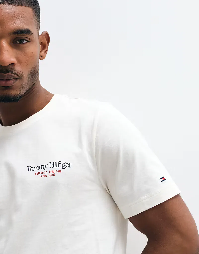 Футболка Tommy Hilfiger свободного кроя с логотипом, кремовый — фото 2