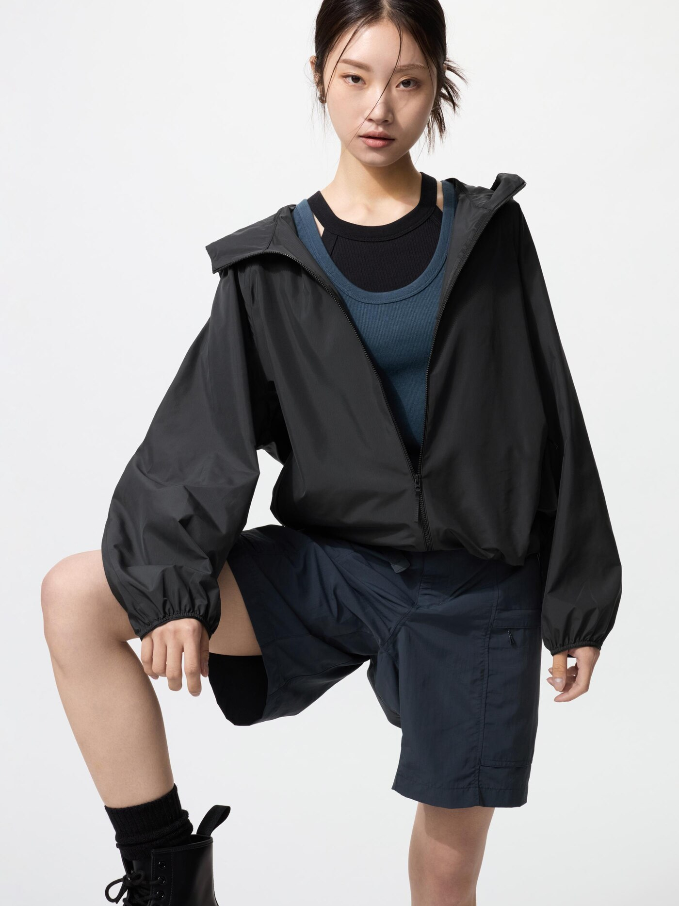 Ветровка с защитой от ультрафиолета Uniqlo женская, 09 черный — фото 2