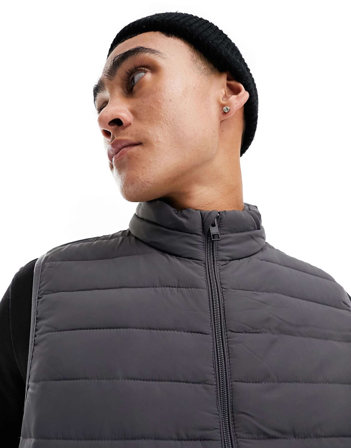 

Матовый темно-серый жилет Jack & Jones Essentials