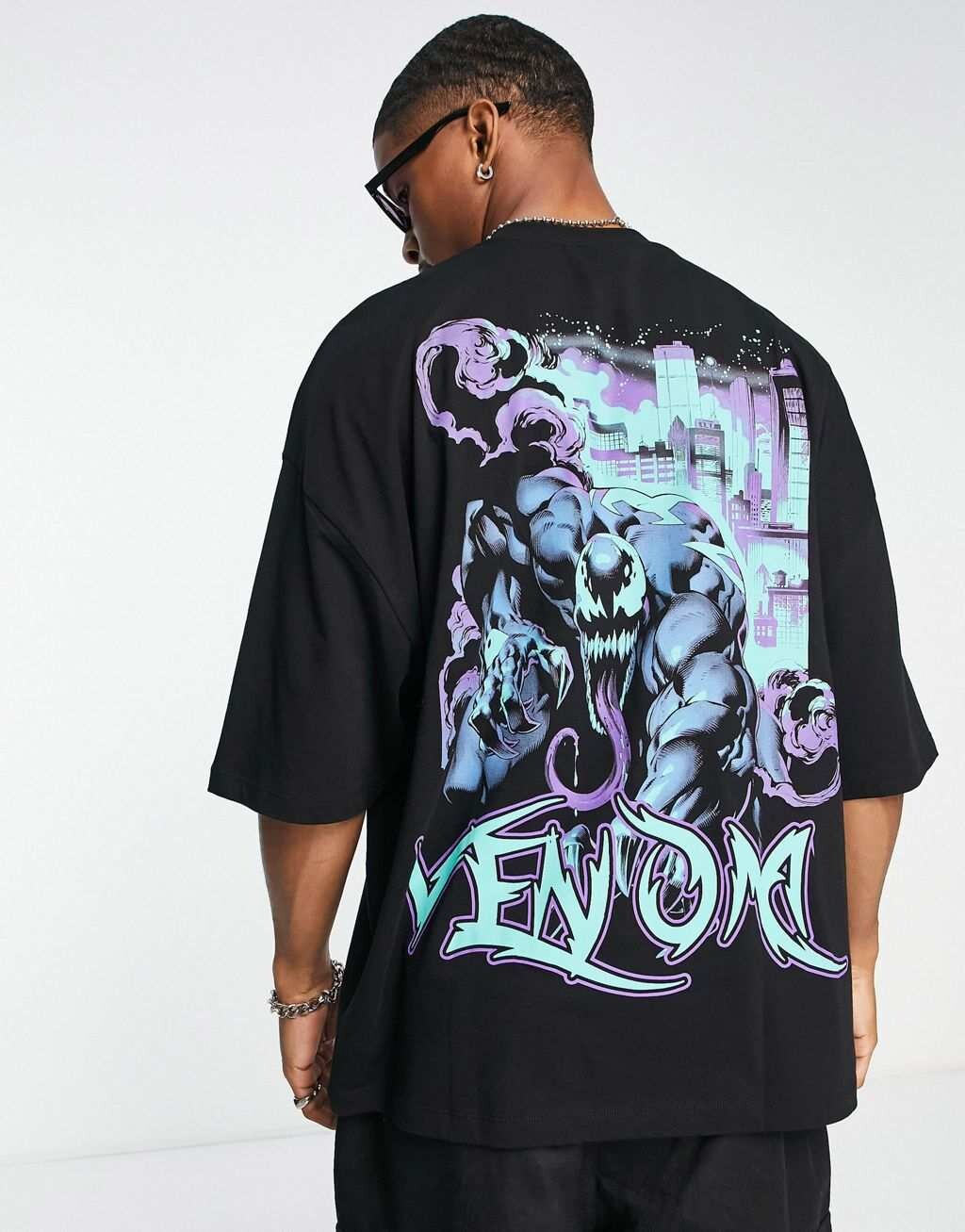 

Черная оверсайз-футболка с принтом Venom ASOS DESIGN, Черный, Черная оверсайз-футболка с принтом Venom ASOS DESIGN