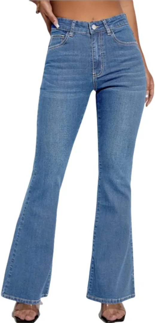 

Женские джинсы с высокой талией и прямыми штанинами