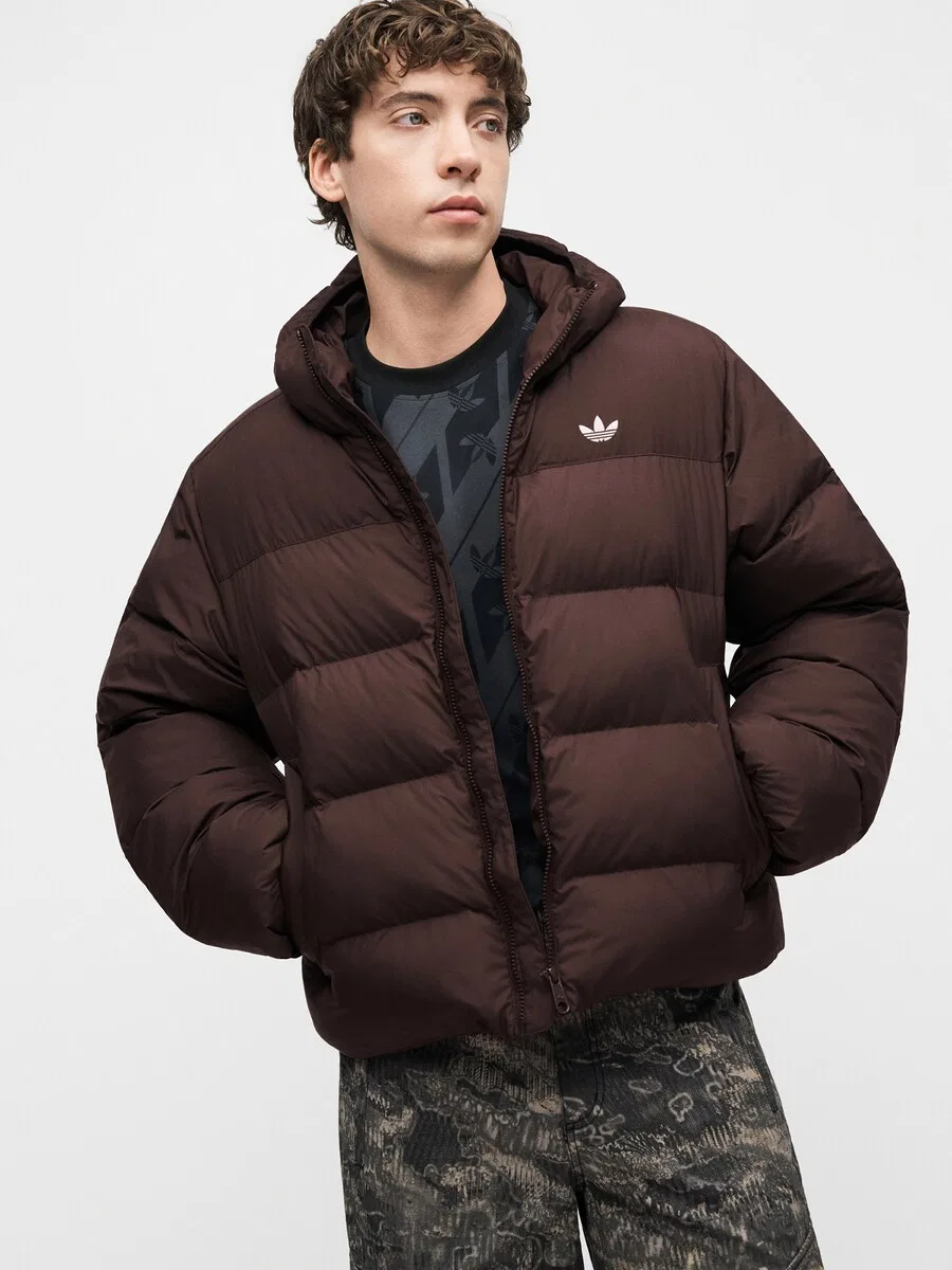 Зимняя куртка ADIDAS ORIGINALS 'HOODED REGEN' шоколадного цвета — фото 4