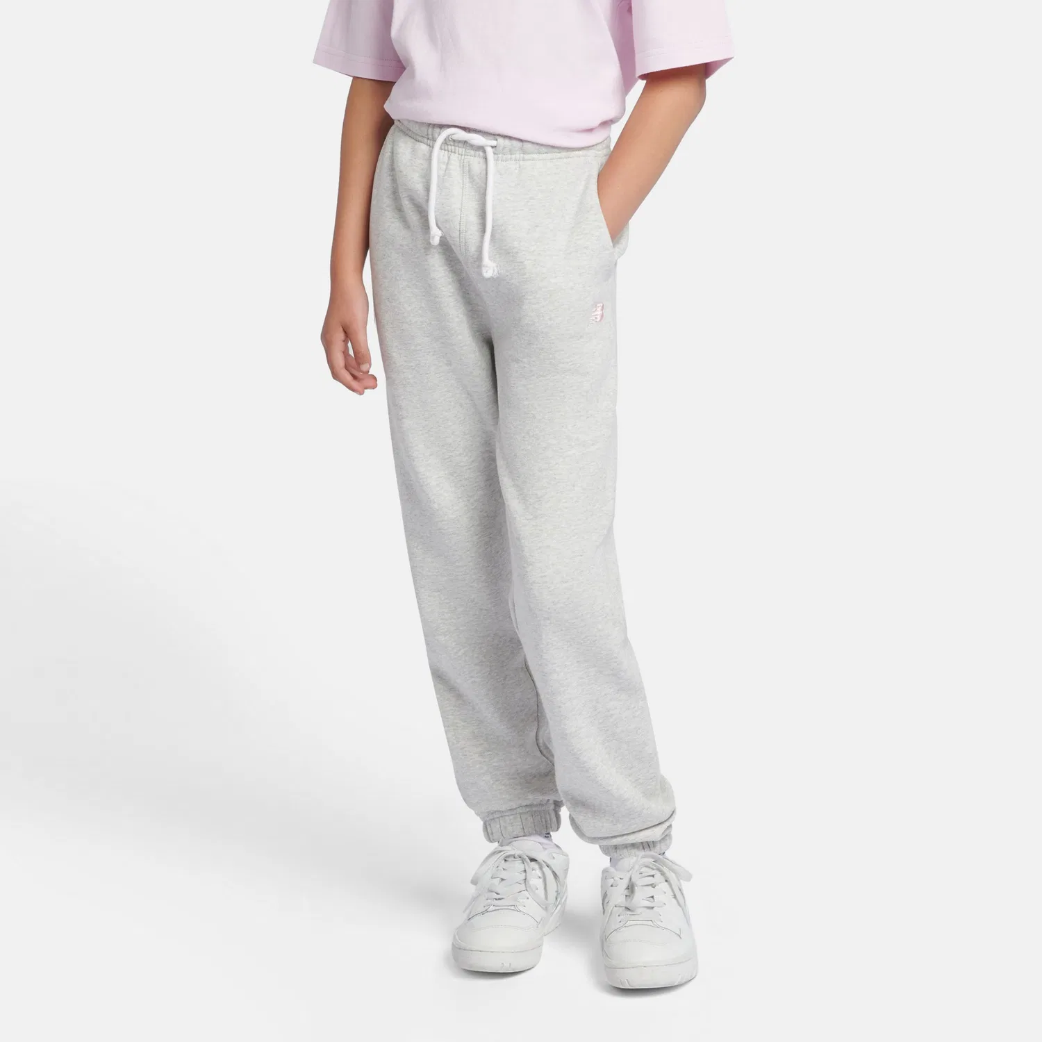 Детские спортивные брюки на шнурке с вышитым логотипом BB Small Logo New Balance, Ash Heather