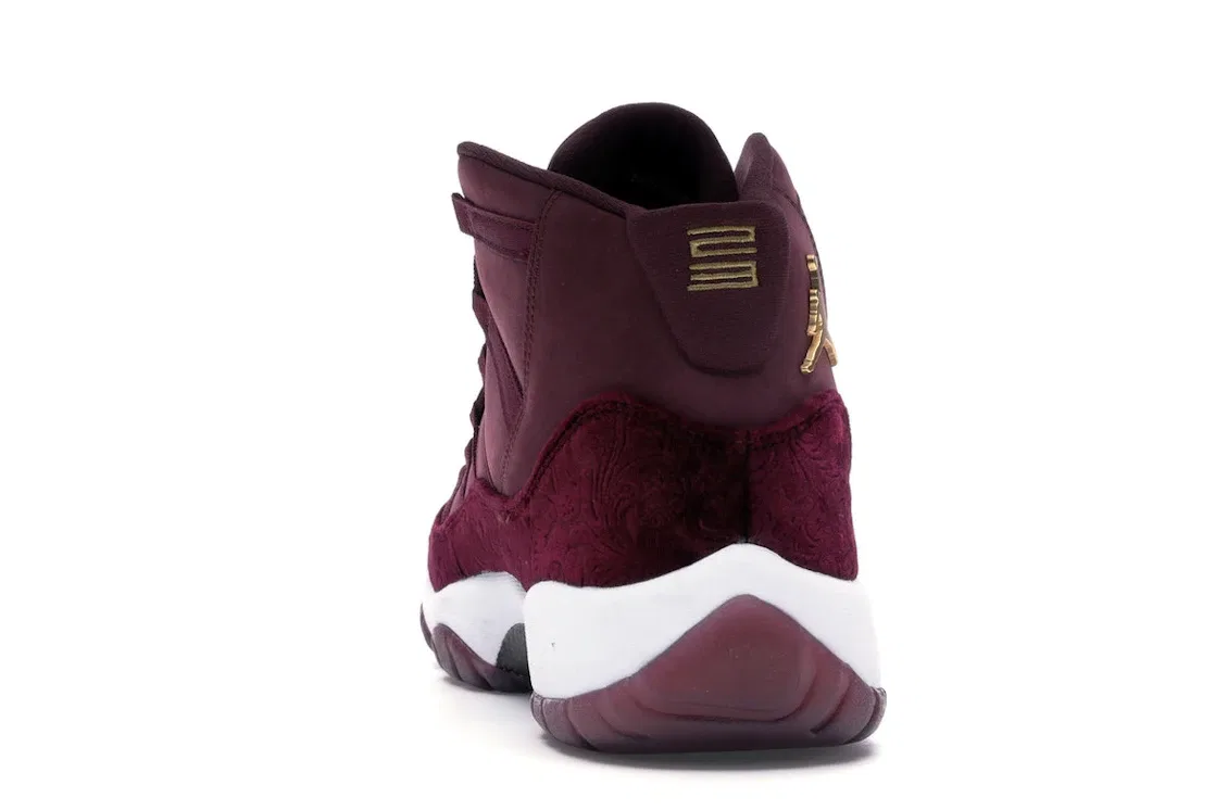 Детские кроссовки с патентованной кожей Jordan 11 Retro Heiress, Night Maroon/Metallic Gold-Night Maroon — фото 4