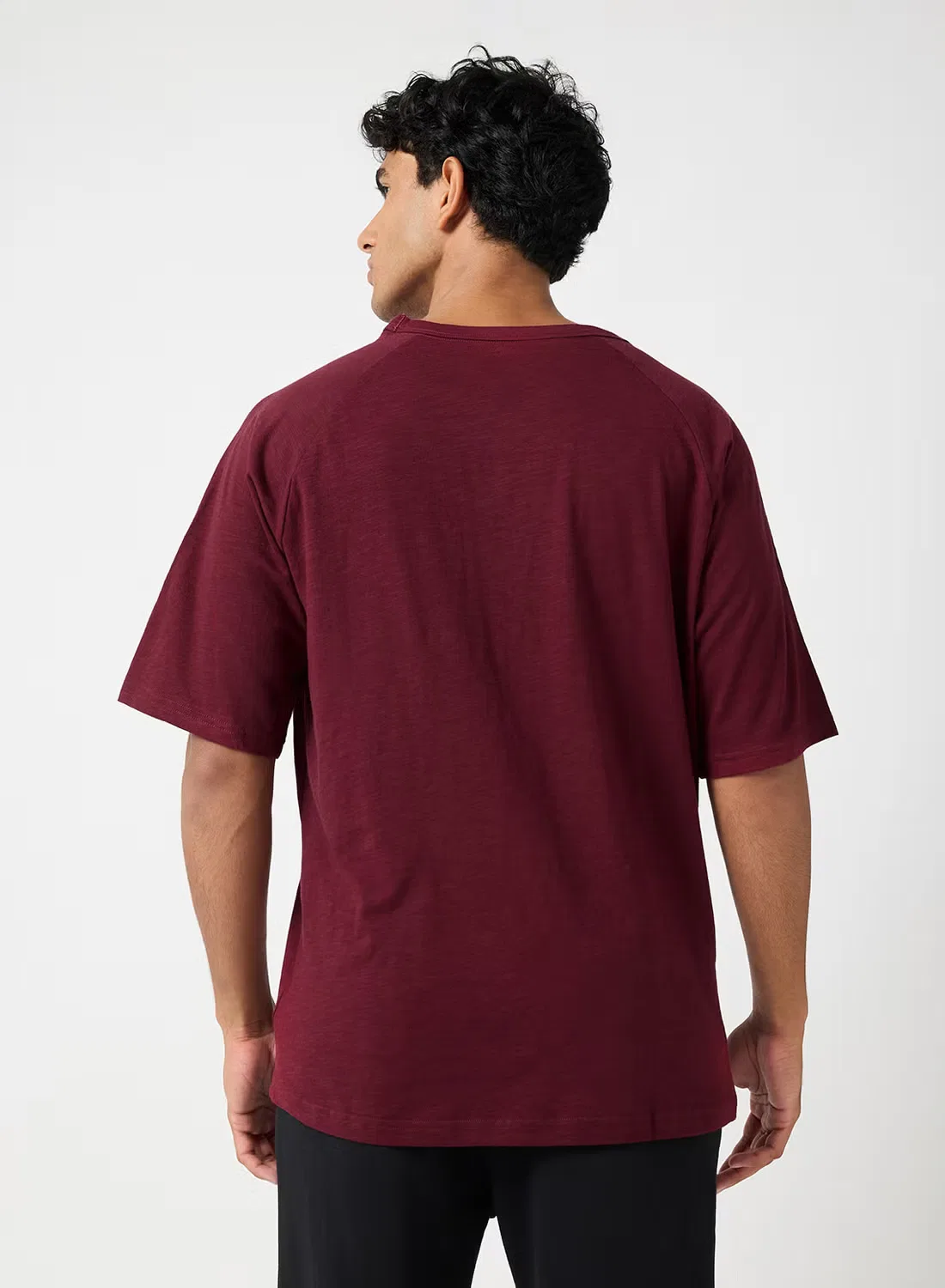 Футболка с контрастными рукавами реглан Textured raglan sleeve lounge Tommy Hilfiger, фиолетовый — фото 2