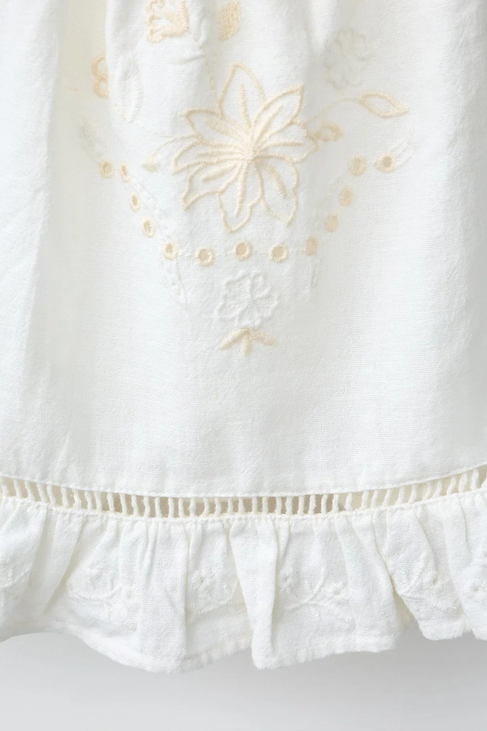 РОМАНТИЧЕСКИЙ ТОП С ВЫШИВКОЙ ZARA, Oyster-White — фото 4