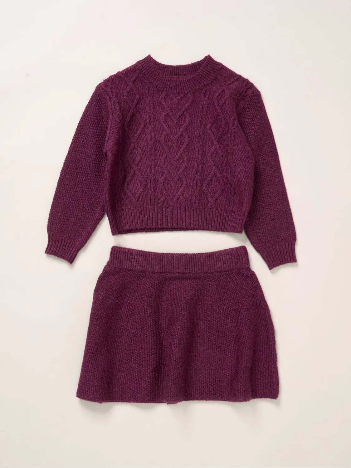 Костюм вязаный Miss Red Knit Jumper And Skirt Set, красный
