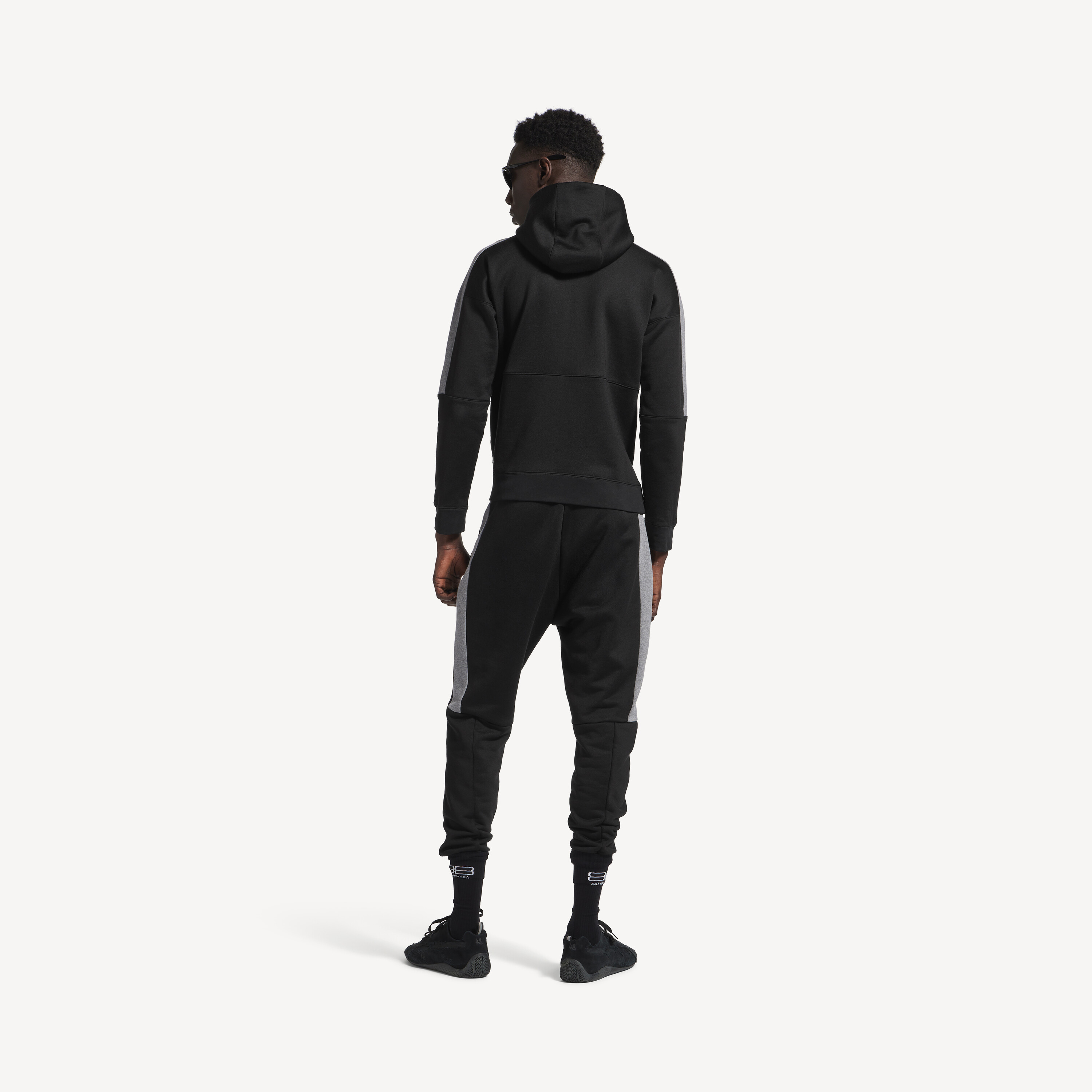 Спортивные штаны balenciaga i puma облегающего кроя в черном/темно-сером меланжевом цвете BALENCIAGA, черный/темно-меланжевый серый — фото 3