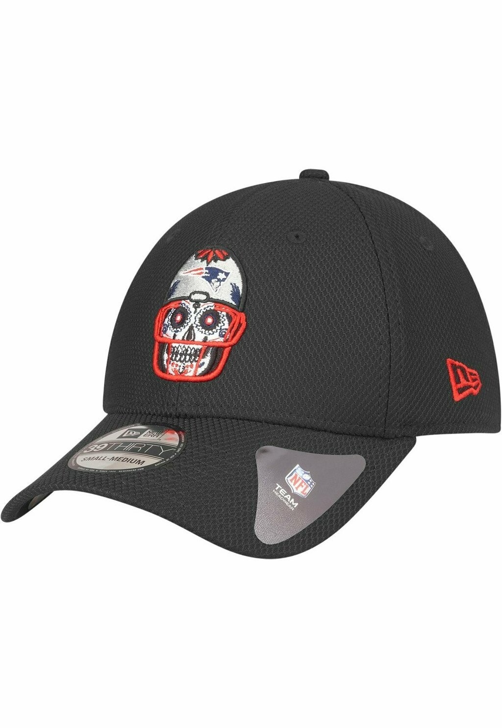 

Бейсболка THIRTY STRETCHFIT DIAMOND NFL SUGAR SKULL New Era, цвет new england patriots