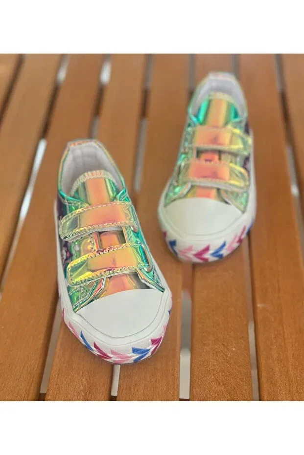 Детские кеды для девочек со светящейся подошвой Kuromi Surpie Shoes, Silver Hologram — фото 3