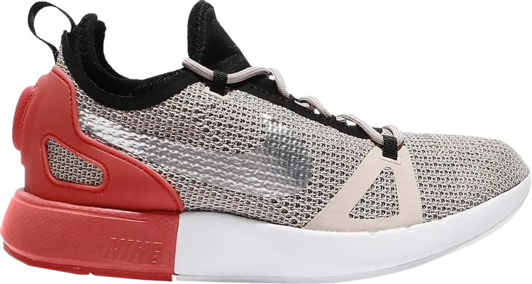 

Кроссовки Nike Wmns Duel Racer 'String', серый