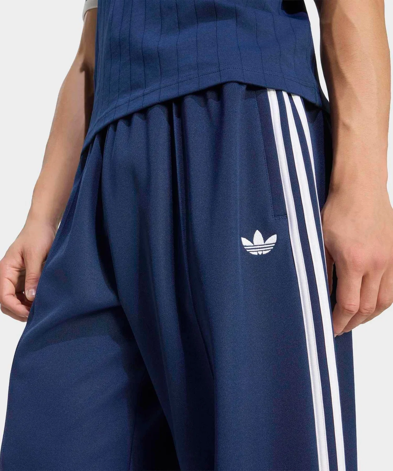 Мужские спортивные штаны свободного кроя с утяжкой Adidas Originals, Blue — фото 3