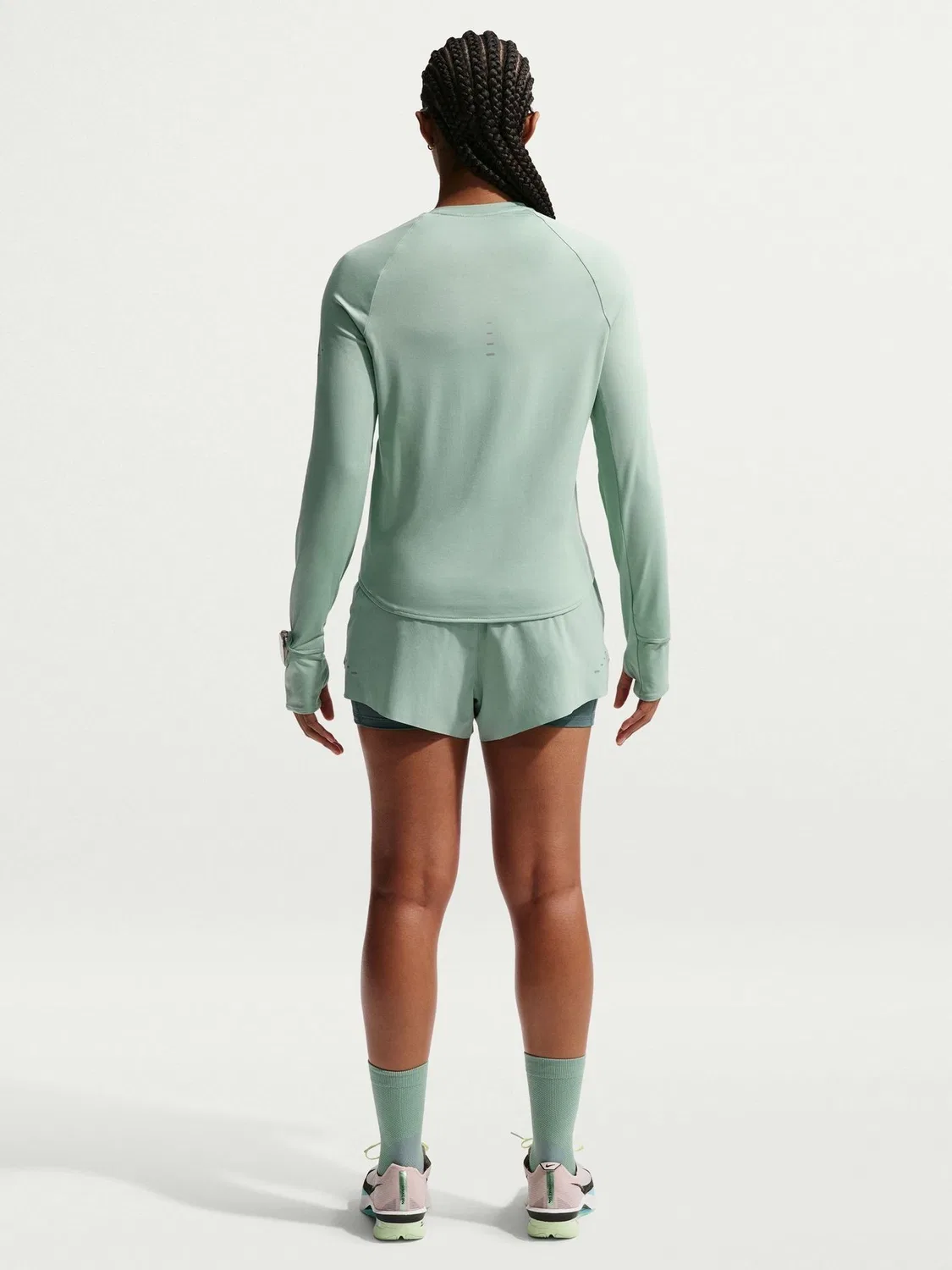 Шорты для бега 2-в-1 Nike Swift Dri-FIT, Steam Green — фото 4