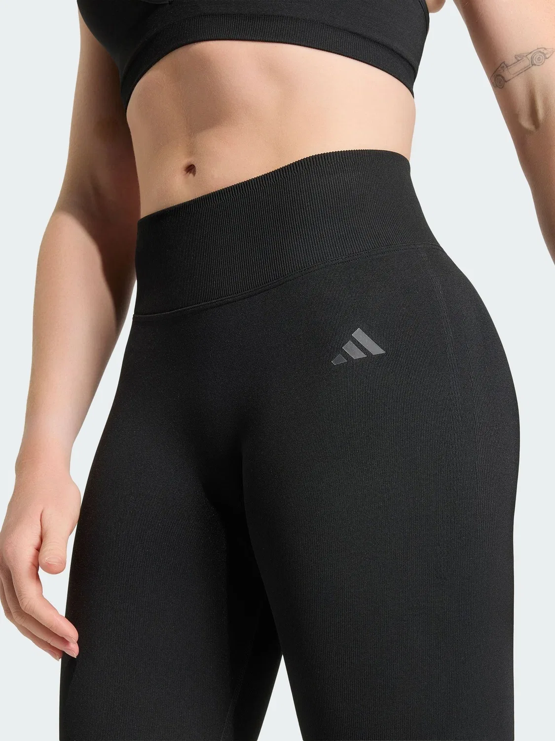 Леггинсы тренировочные Knit Scrunch 7/8 adidas, черный — фото 3