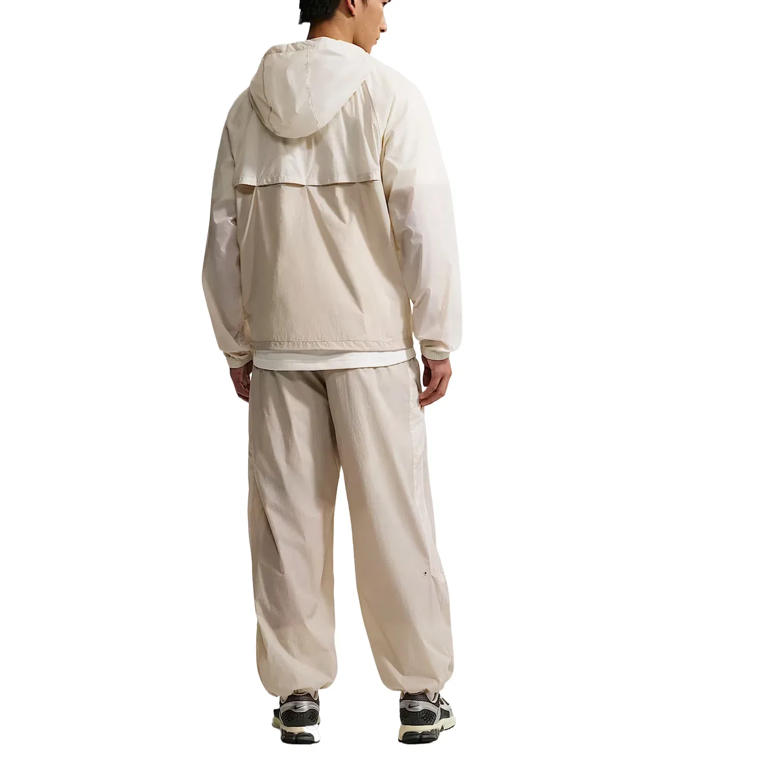 Мужская куртка с длинным рукавом Nike Windrunner Full-Zip UV Jacket, бежевый — фото 2