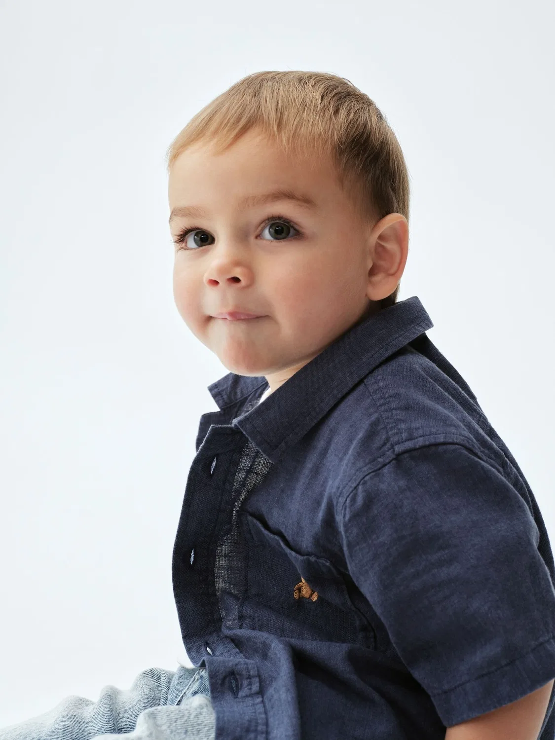 Рубашка Gap из льна с хлопком, модель с вышивкой Gap, синий