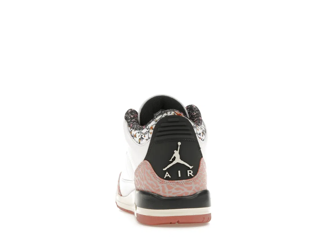 Детские кроссовки с принтом Jordan 3 Retro Jordan, White/Anthracite-Red Stardust-Sail-Saturn Gold — фото 4