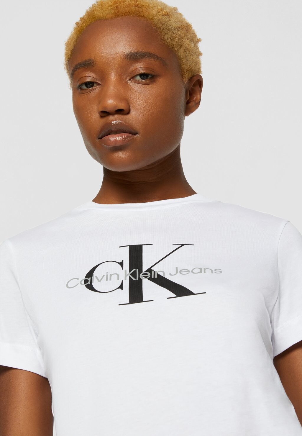 Футболка с набивным рисунком Core Monogram Regular Calvin Klein, ярко-белая — фото 3