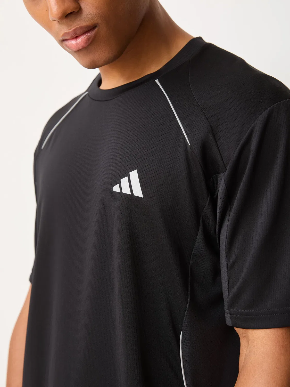 Футболка с влагоотводящей технологией Tech Apparel adidas, черный — фото 3