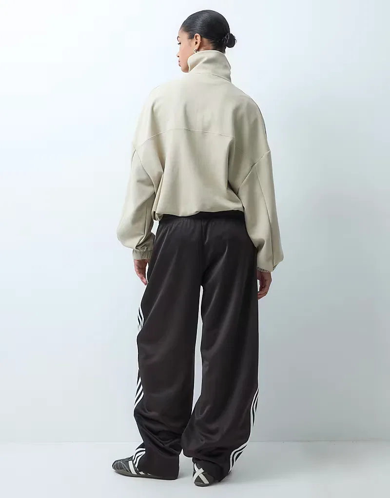 Спортивные брюки Adidas Originals Firebird Barrel Leg, коричневый — фото 3