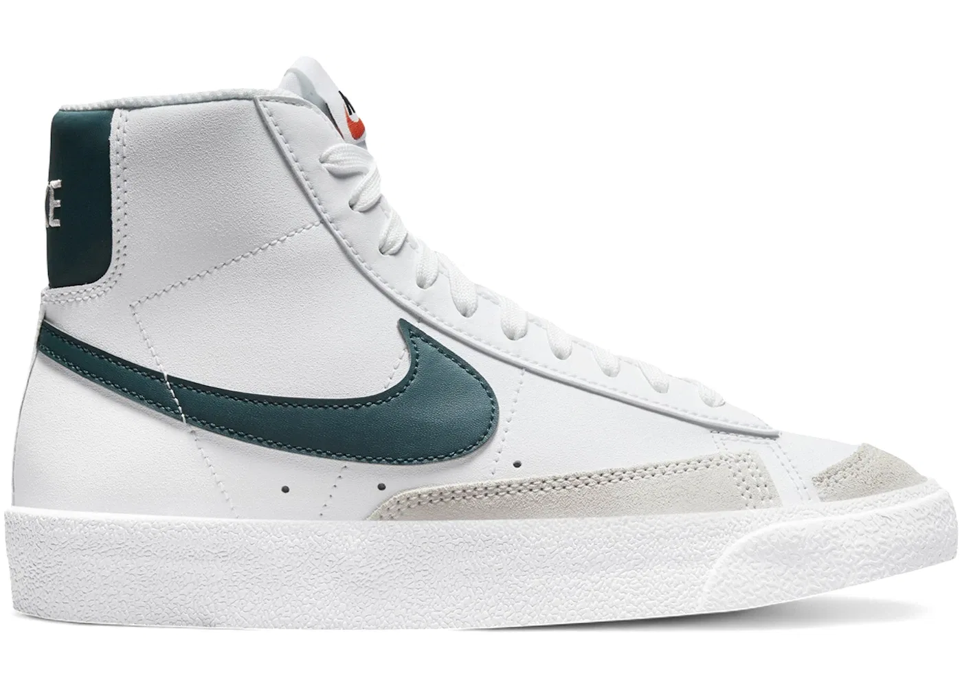 Детские кроссовки Lifestyle Nike Blazer Mid '77, White/Dark Teal Green