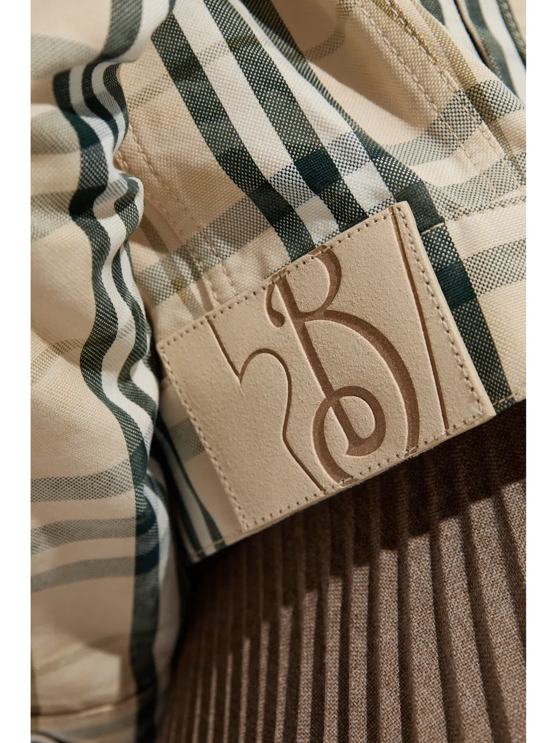 Короткая куртка в клетку Burberry, нейтральные — фото 2