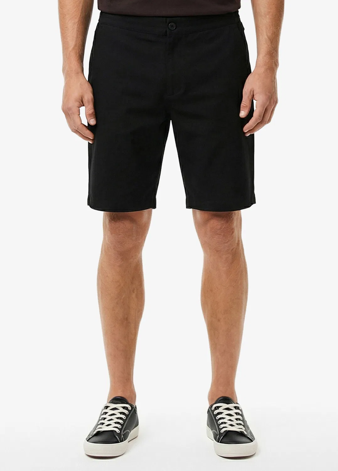 Бермуды tapered fit Lacoste, black — фото 3