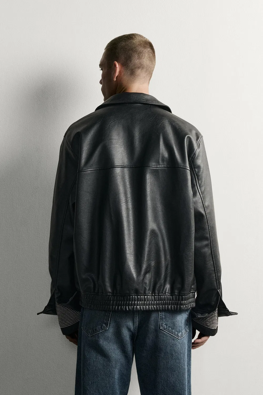 Куртка свободного кроя с эффектом кожи. ZARA, Black — фото 3