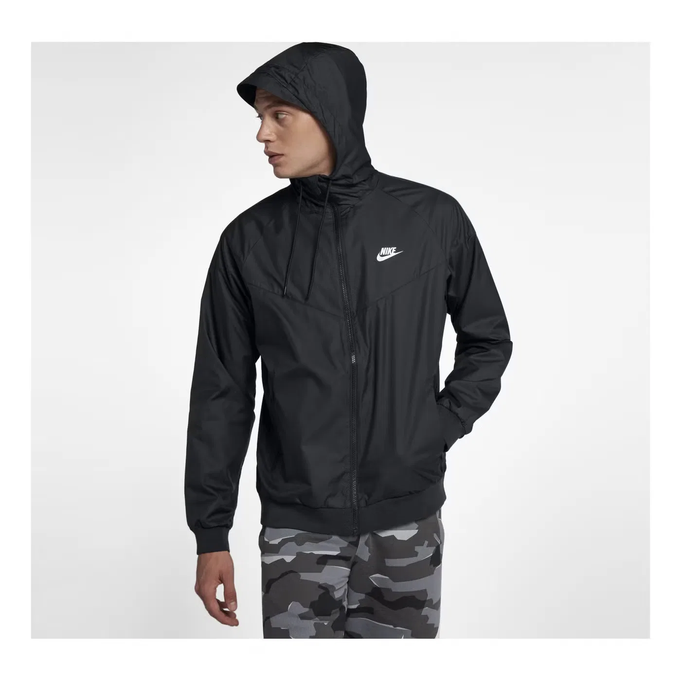 Куртка ветровка с капюшоном Windrunner Nike, черный