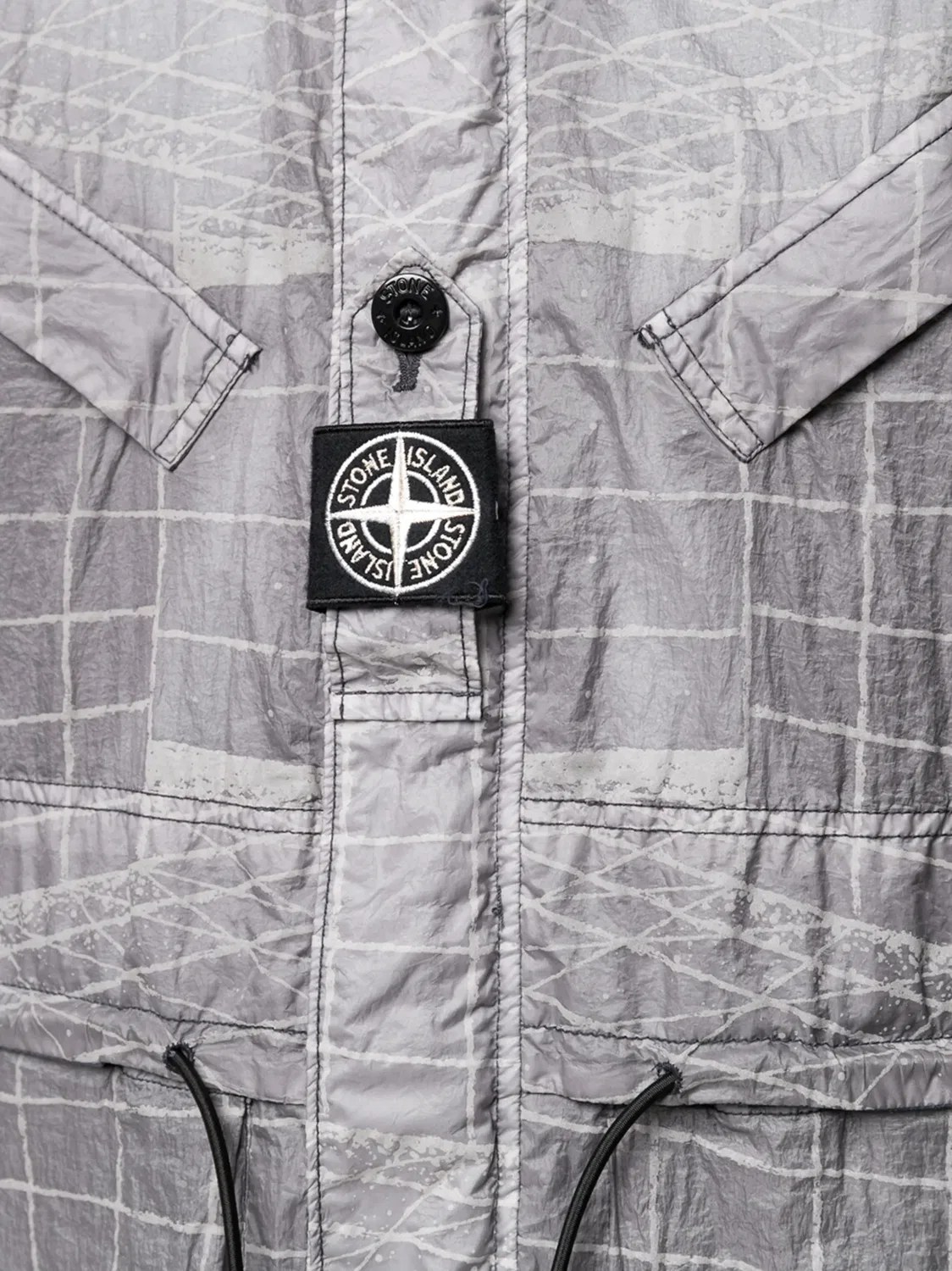 Легкая куртка с капюшоном и абстрактным принтом Stone Island, серый — фото 3