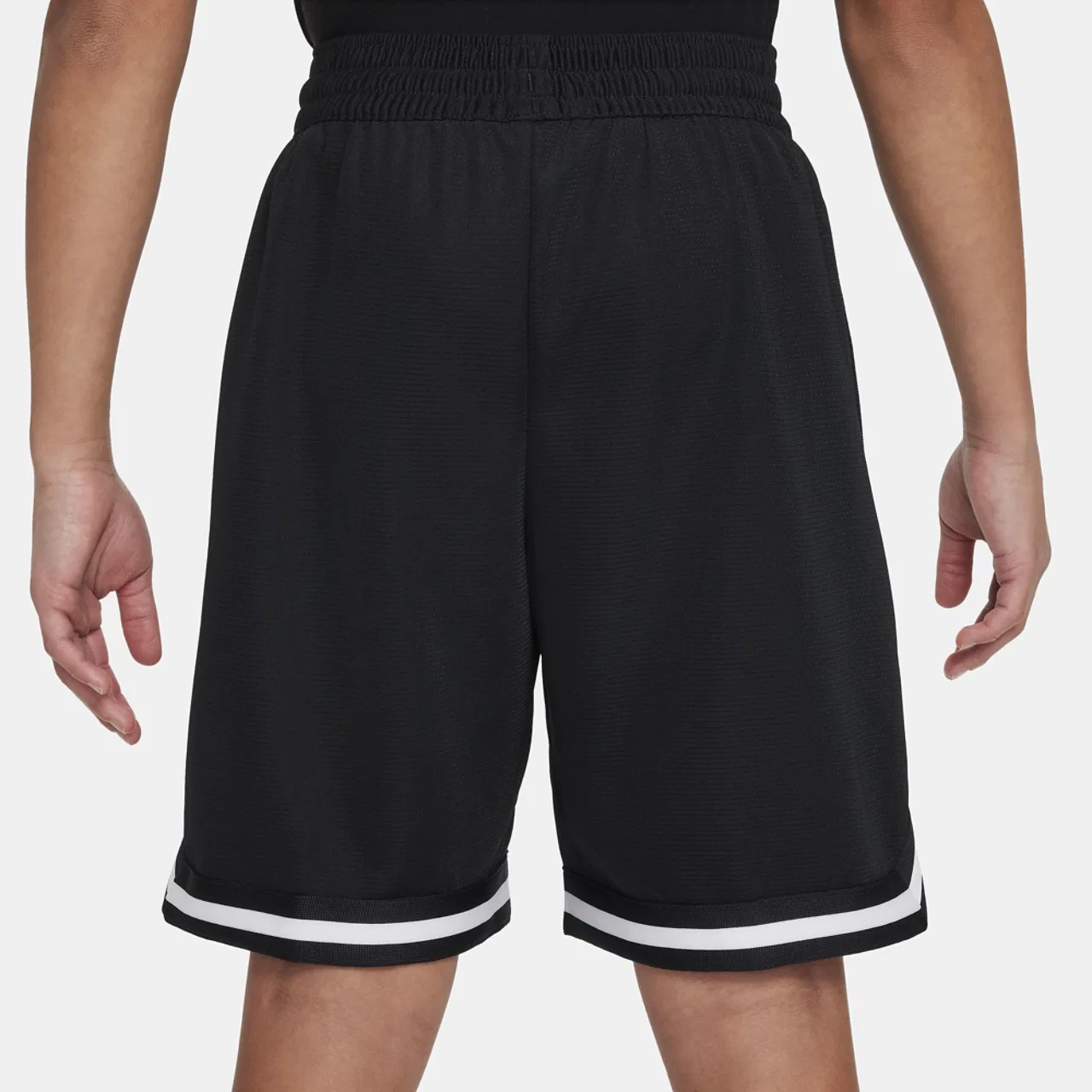Шорты для мальчиков Dri-FIT DNA 24 Nike, черный/белый — фото 2