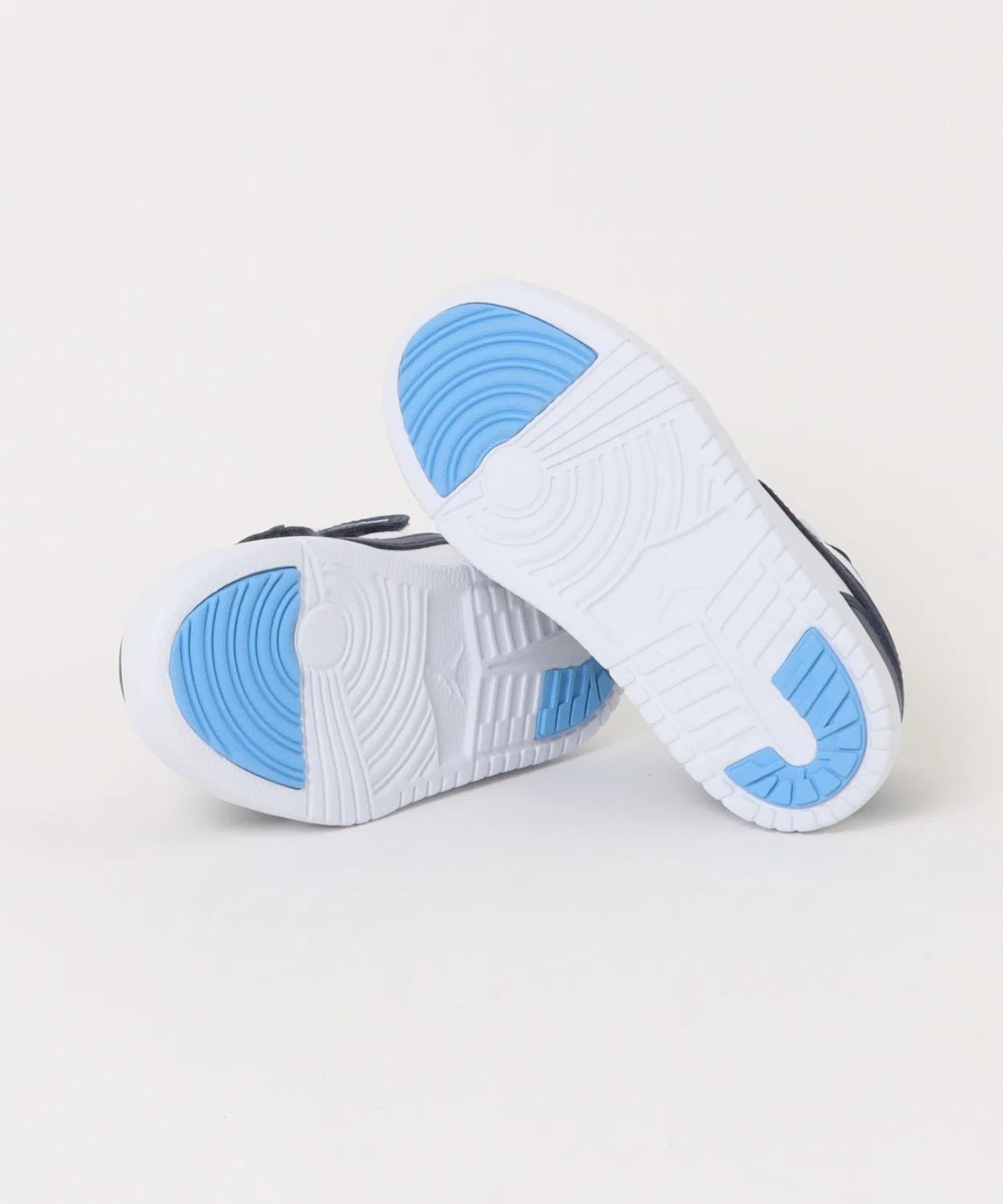 Детские кроссовки с липучками Jordan 1 Low Alt PS Jordan Brand, Blue — фото 3